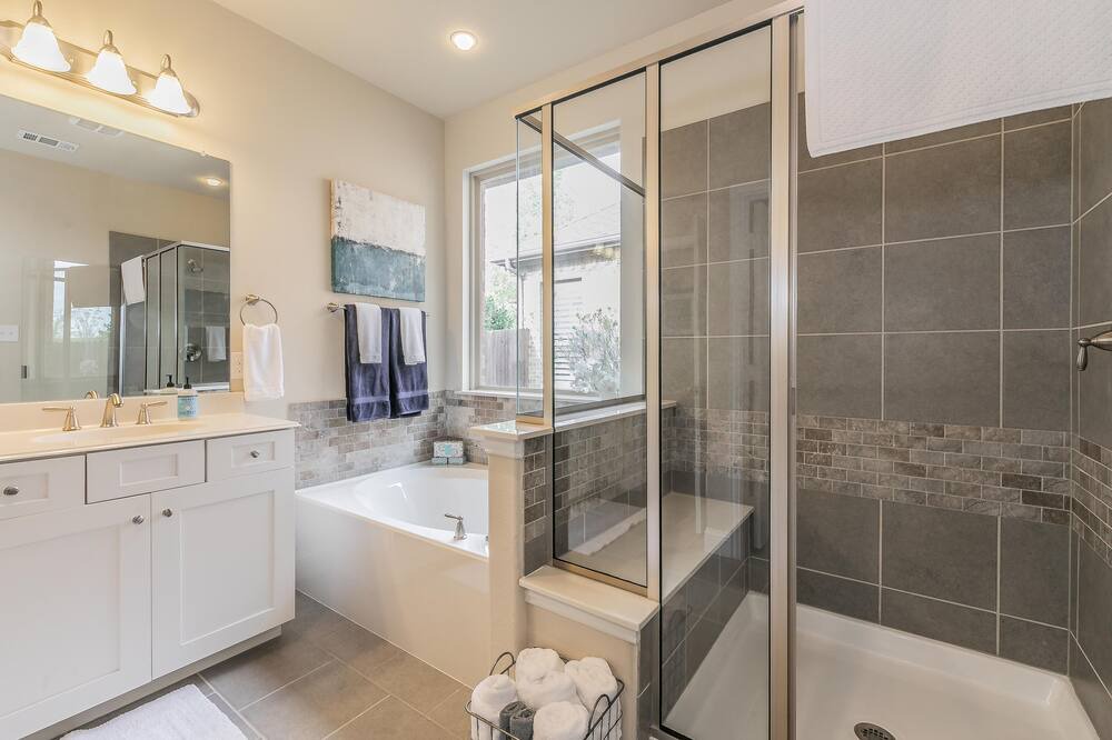 Photo of Bathroom in Roanoke
