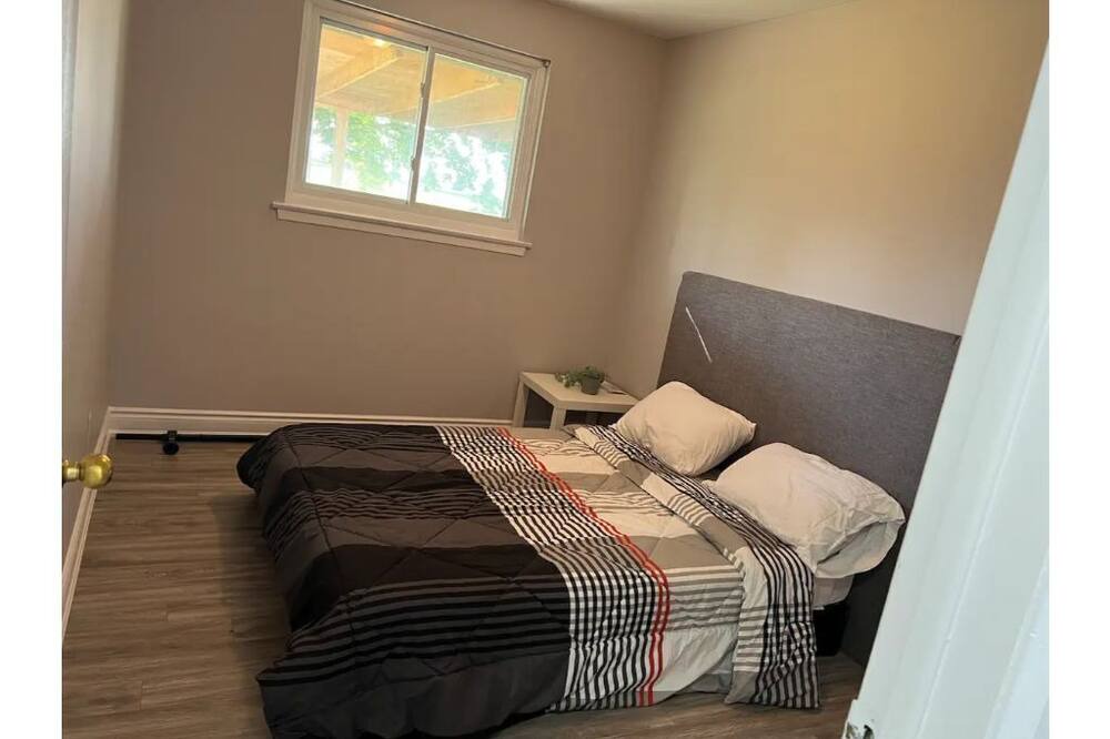 Photo of Bedroom in Caledon
