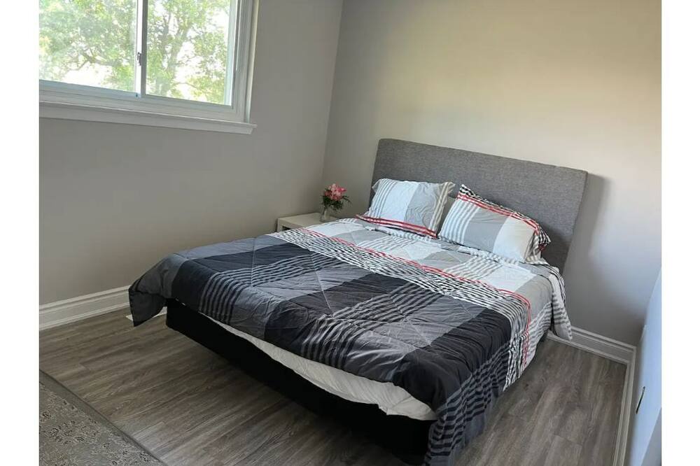 Photo of Bedroom in Caledon