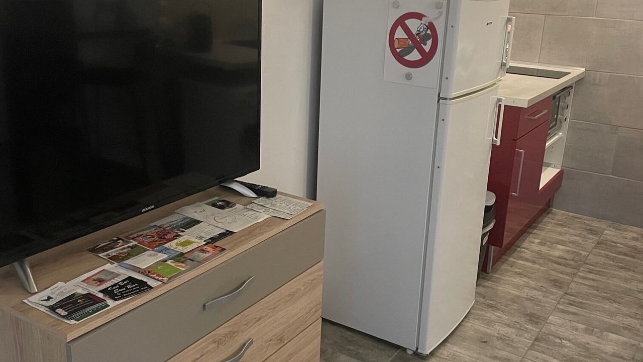 Photo of Kitchen in Paroy-sur-Tholon