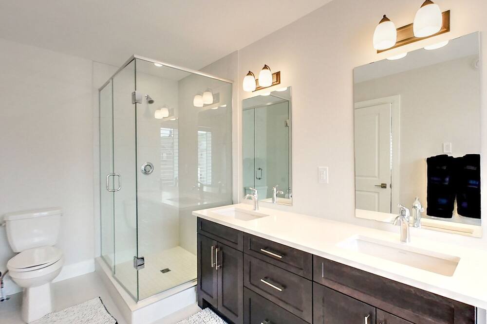Photo of Bathroom in The Blue Mountains