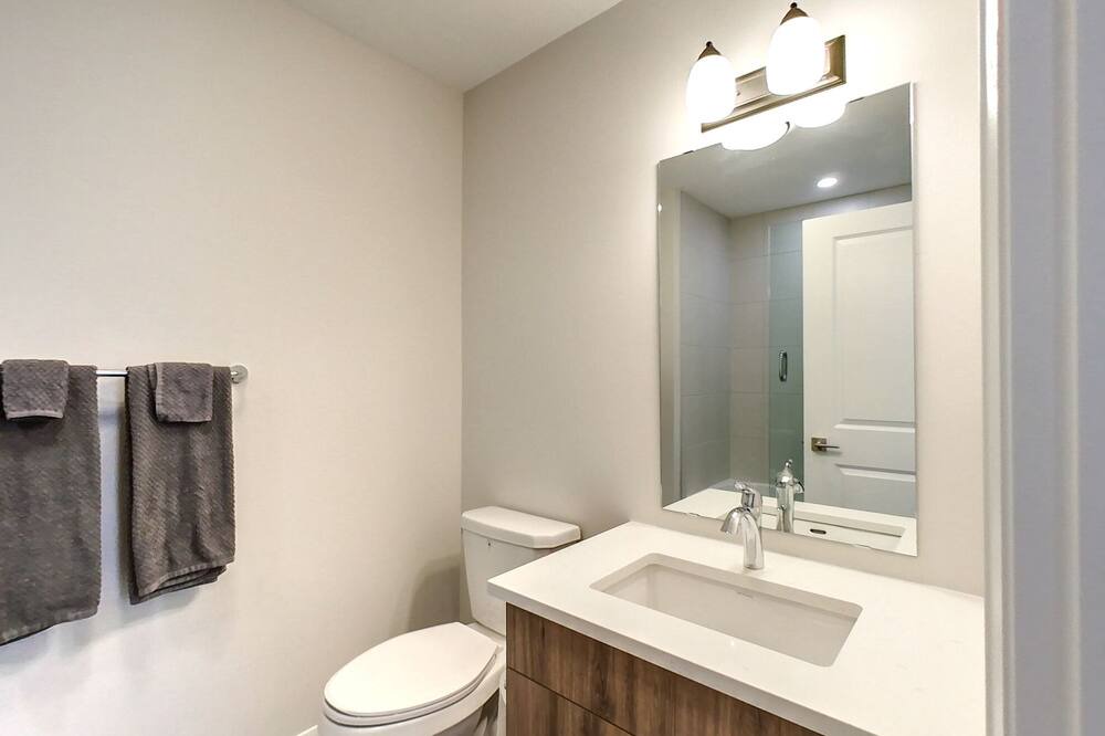 Photo of Bathroom in The Blue Mountains