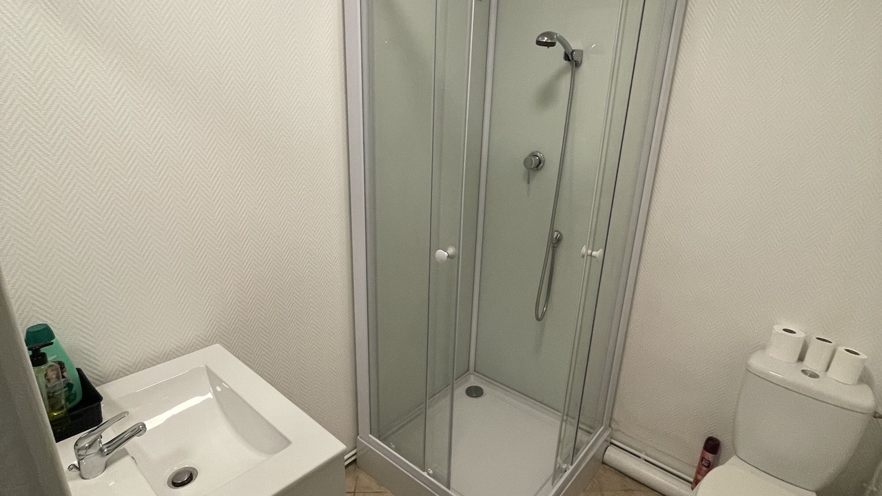 Photo of Others in Paroy-sur-Tholon