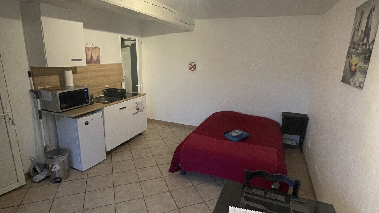 Photo of Others in Paroy-sur-Tholon