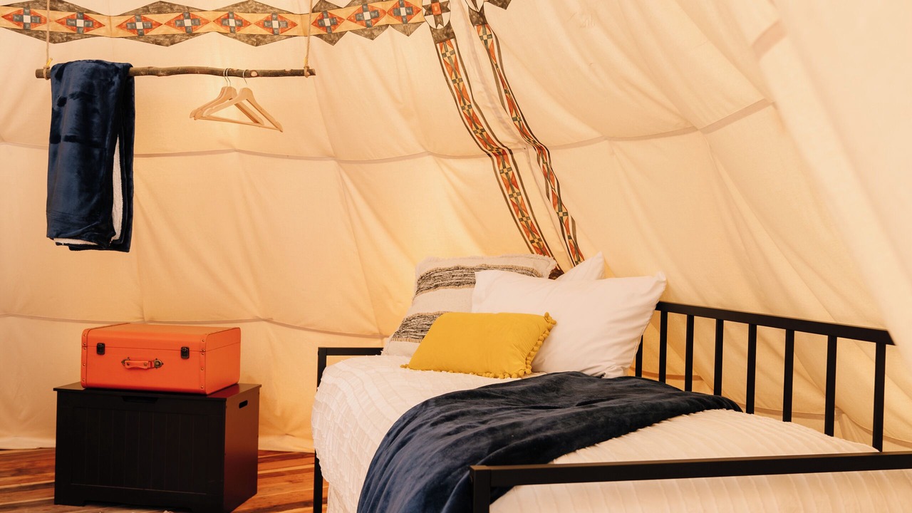 Photo of Livingroom in Island Park