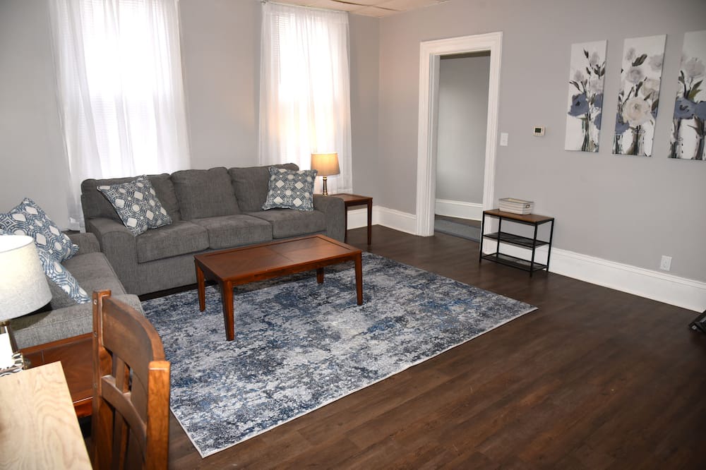 Photo of Livingroom in Burlington