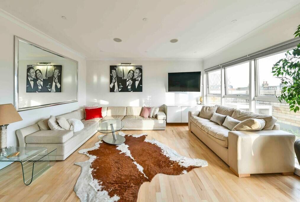 Photo of Others in Shaftesbury