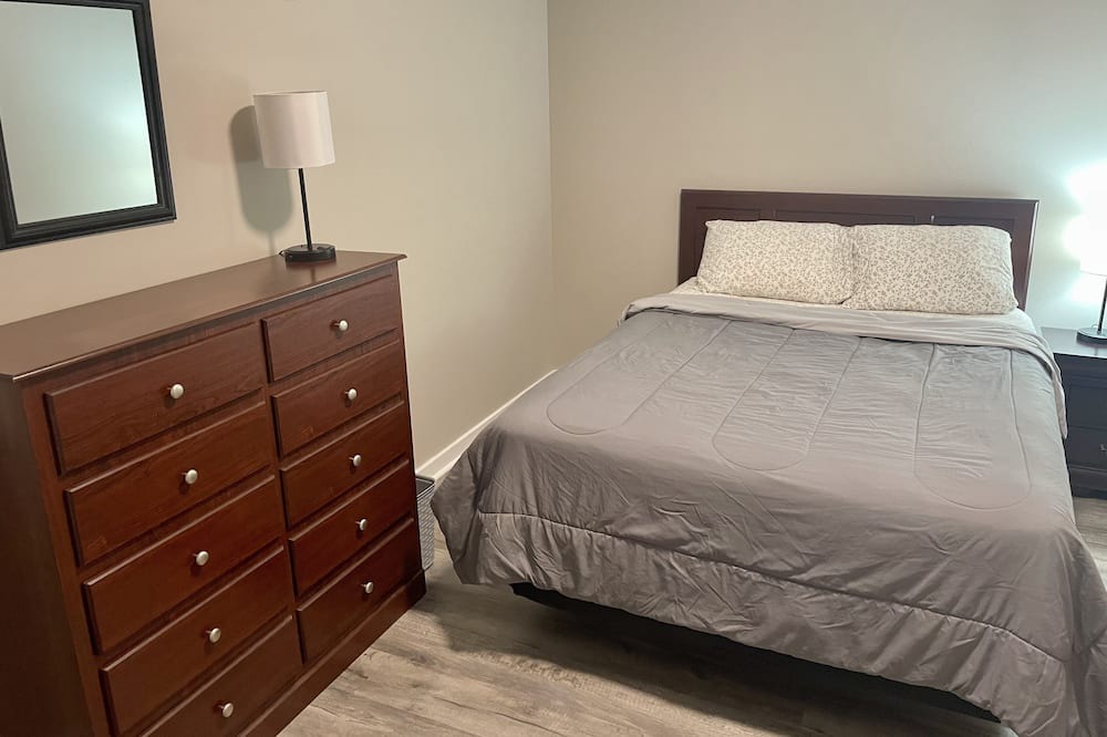Photo of Bedroom in Clarksdale