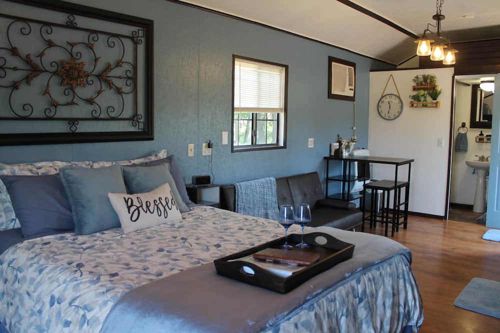 Photo of Bedroom in Camargo