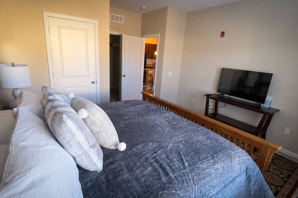 Photo of Bedroom in Ooltewah