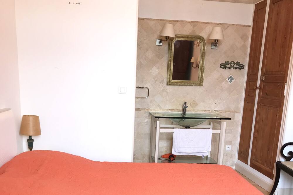Photo of Bedroom in Cazouls-les-Beziers