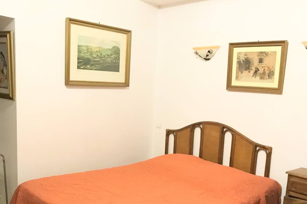 Photo of Bedroom in Cazouls-les-Beziers