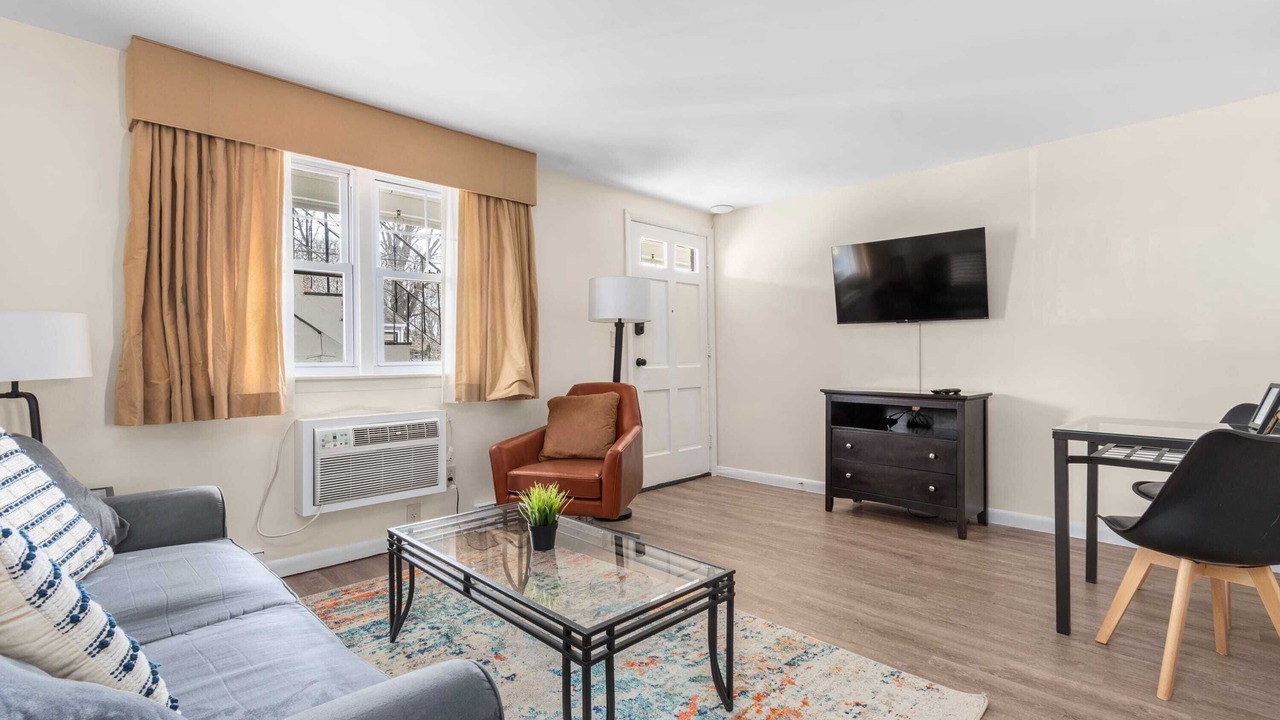 Photo of Others in Beverly