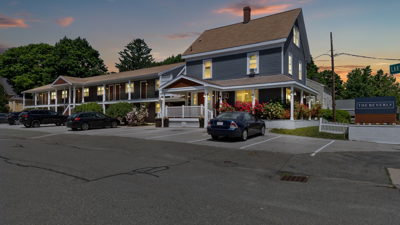 Photo of Outdoor in Beverly