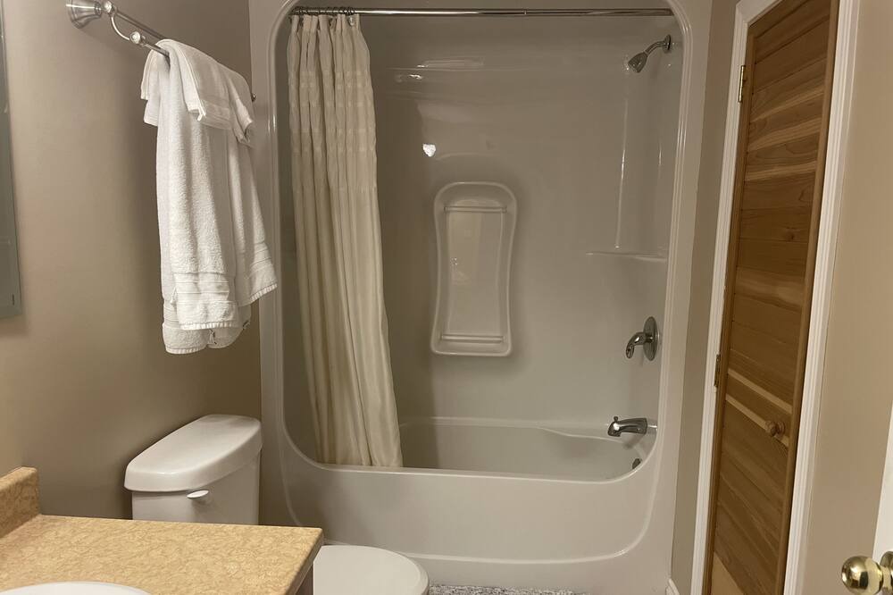Photo of Bathroom in Tay Valley