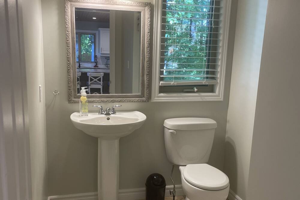 Photo of Bathroom in Tay Valley