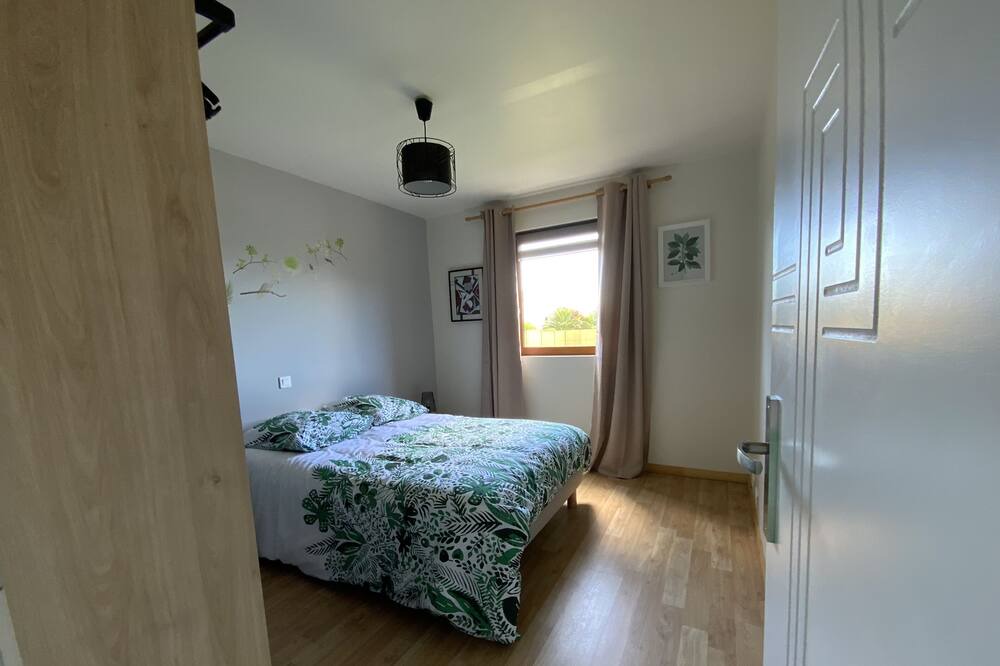 Photo of Bedroom in Plouhinec