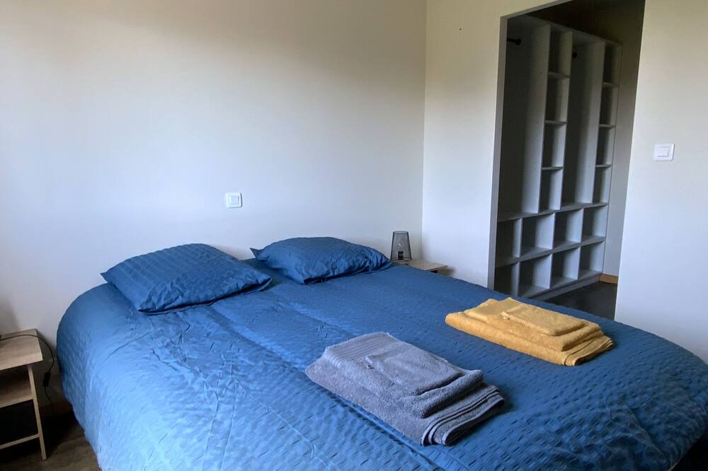 Photo of Bedroom in Plouhinec