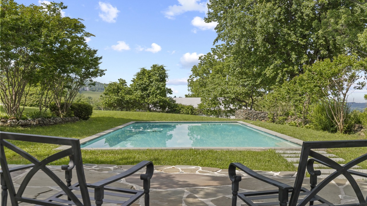 Photo of Outdoor in Bluemont