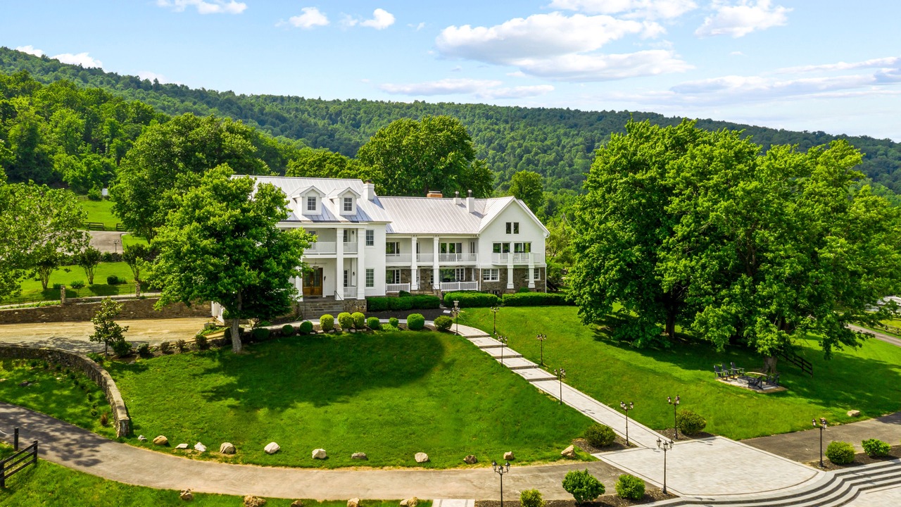 Photo of Outdoor in Bluemont