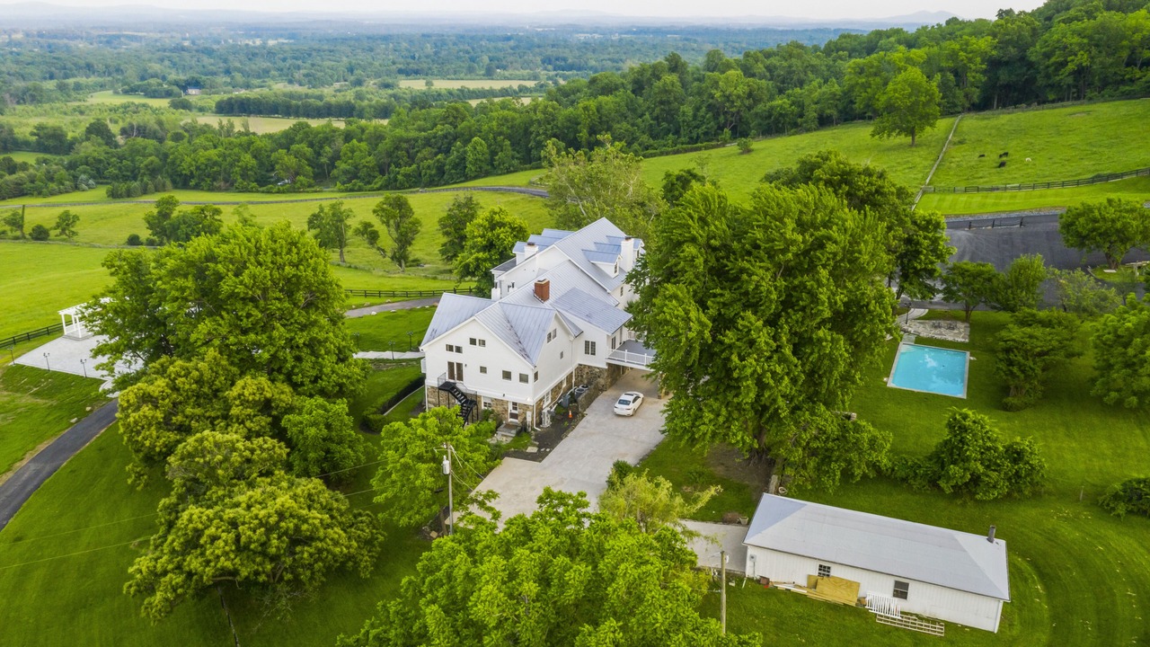 Photo of Outdoor in Bluemont