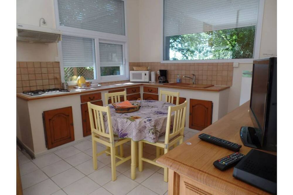 Photo of Kitchen in Sommieres