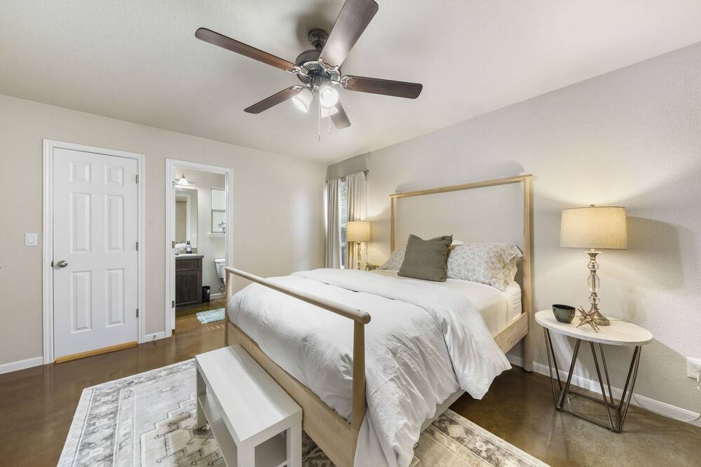 Photo of Bedroom in Killeen