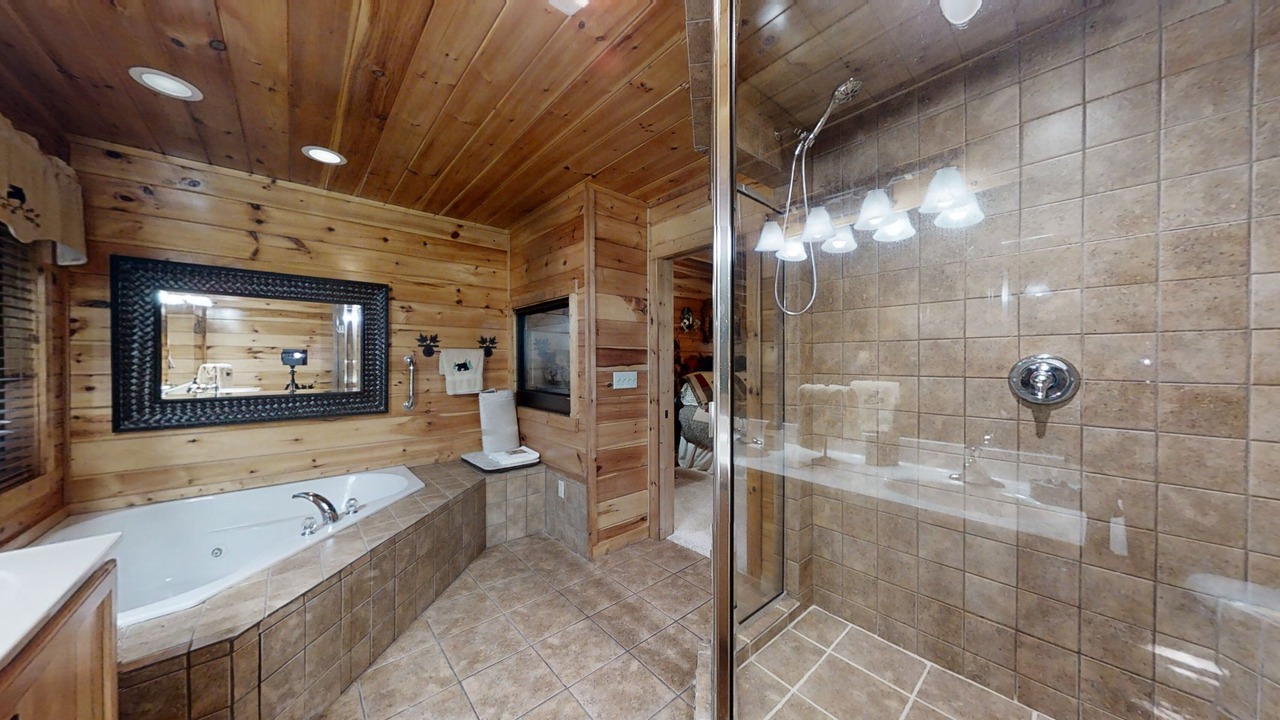 Photo of Bathroom in Gatlinburg - Pigeon Forge