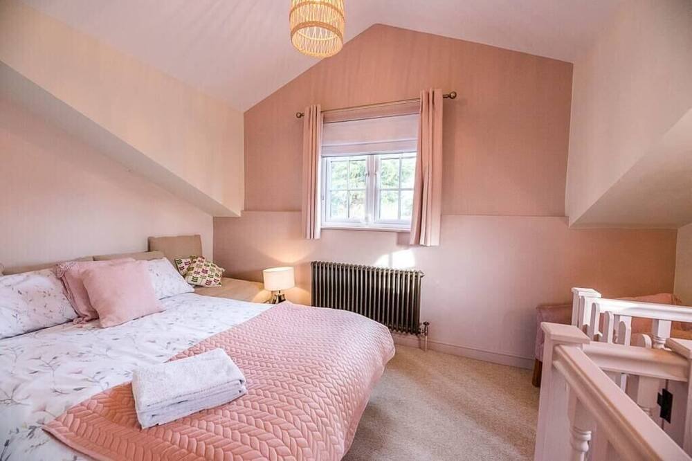 Photo of Bedroom in Knodishall