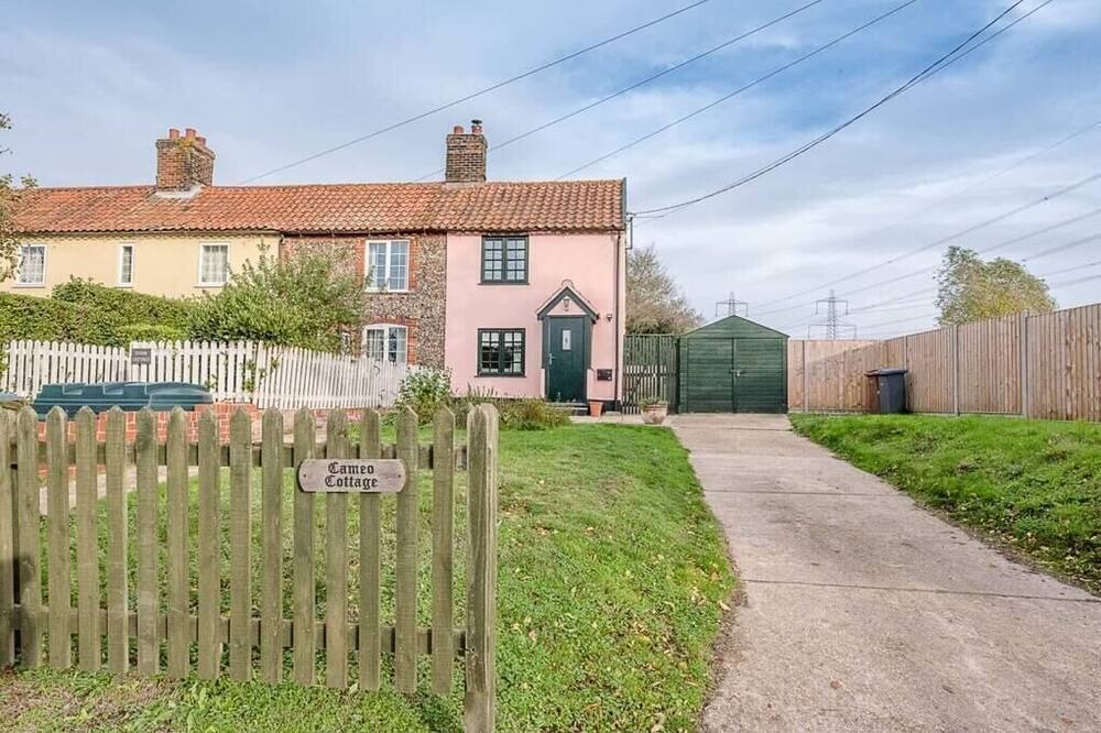 Photo of Outdoor in Knodishall