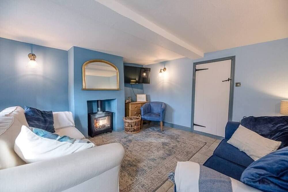 Photo of Livingroom in Knodishall