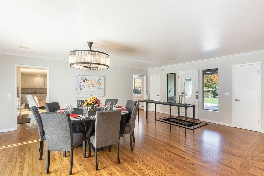 Photo of Others in Petaluma