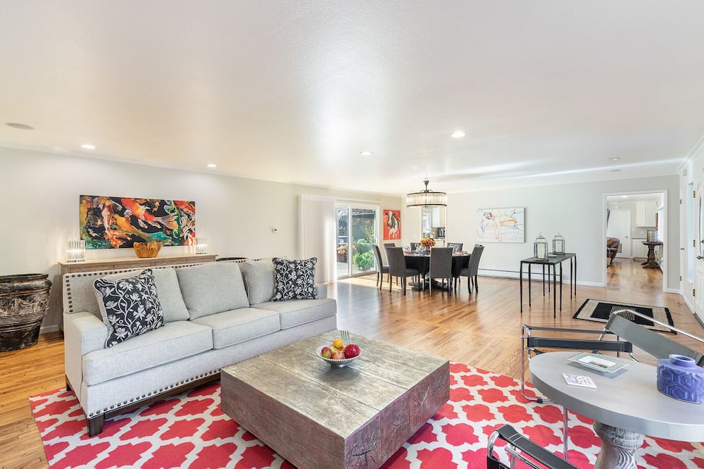 Photo of Others in Petaluma