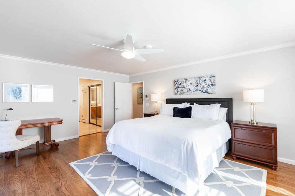 Photo of Others in Petaluma