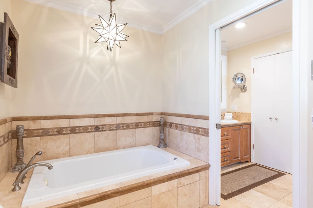 Photo of Others in Petaluma