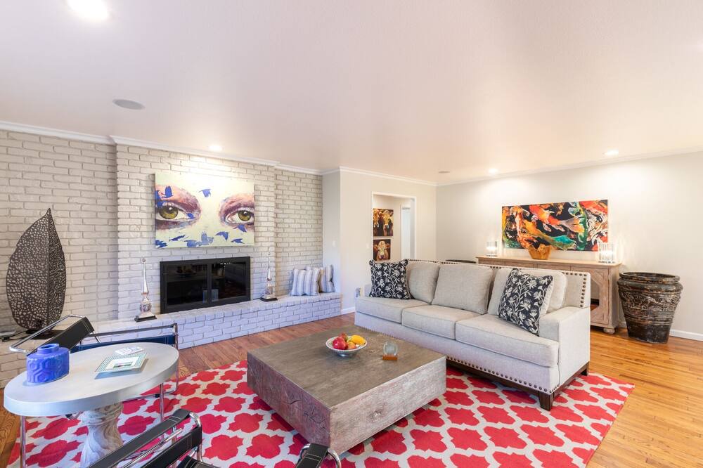 Photo of Others in Petaluma