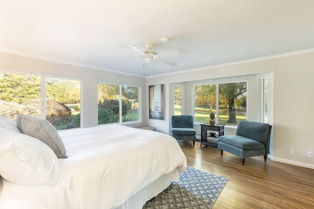 Photo of Others in Petaluma