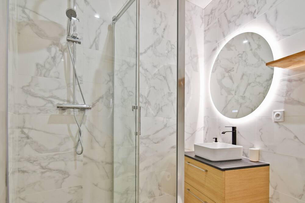 Photo of Bathroom in Gambetta