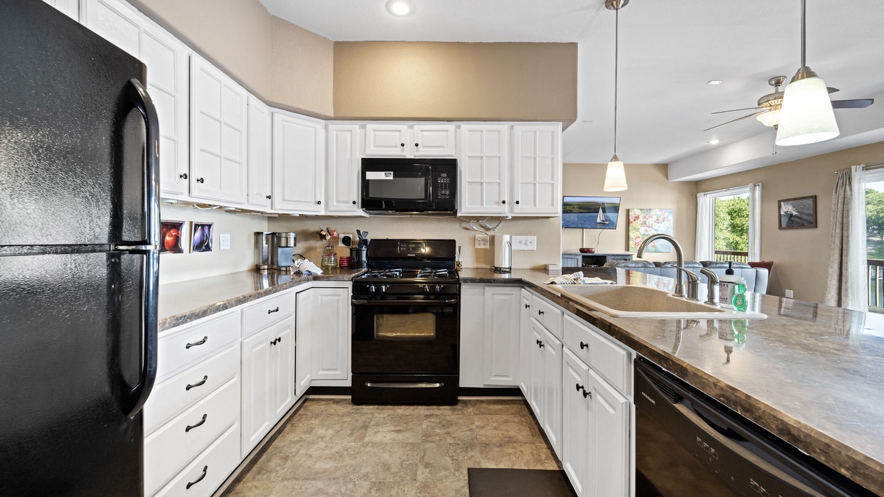 Photo of Kitchen in Lake of the Ozarks