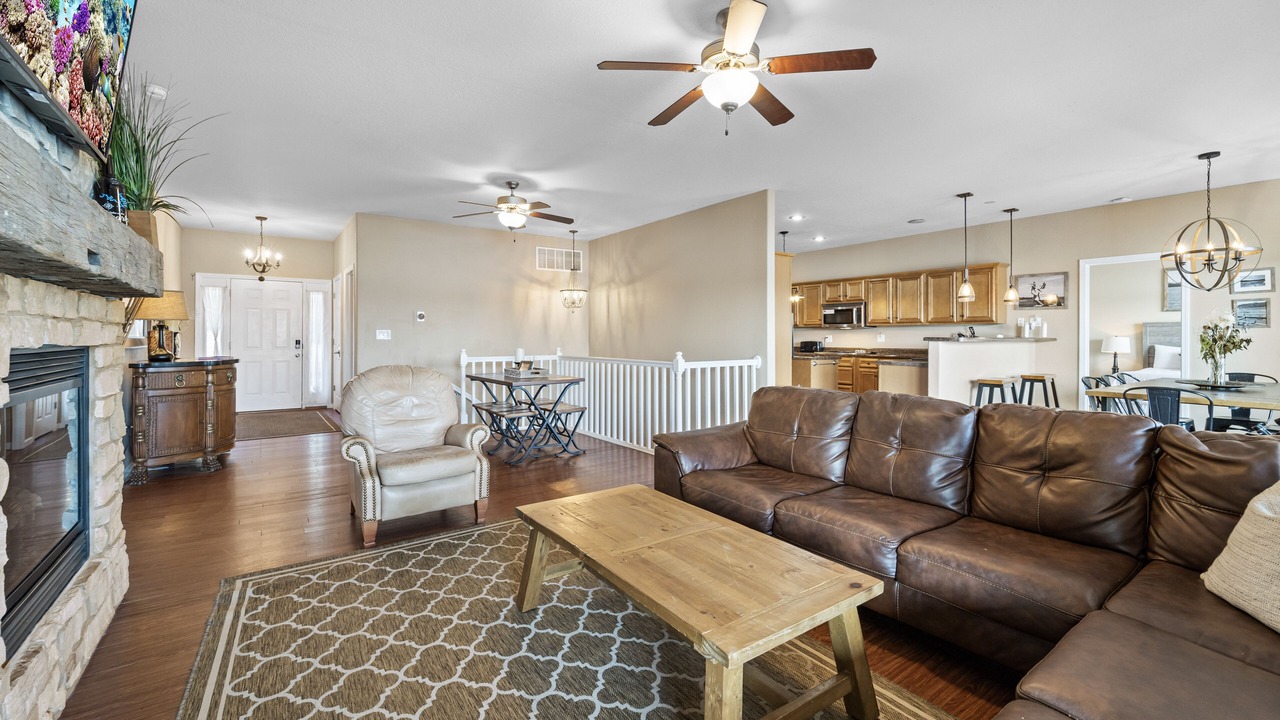 Photo of Livingroom in Lake of the Ozarks
