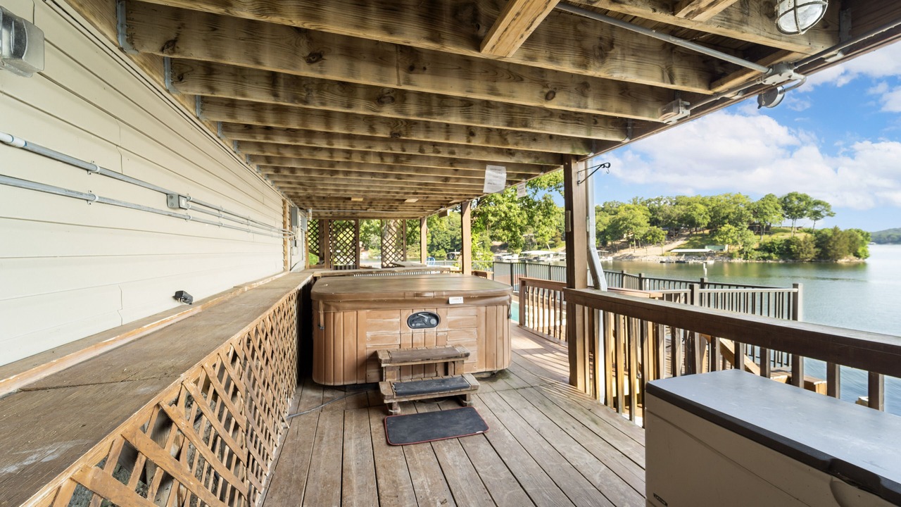 Photo of Outdoor in Lake of the Ozarks
