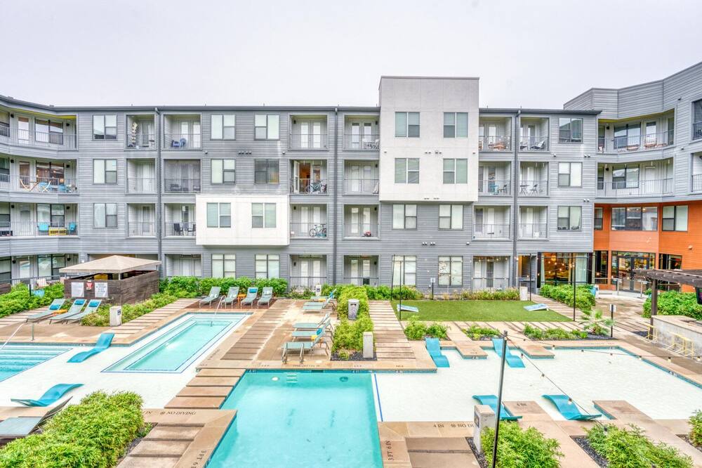 Photo of Outdoor in Cherrywood