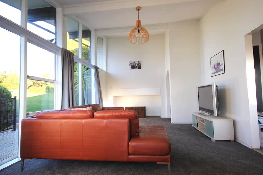 Photo of Others in Hatfields Beach