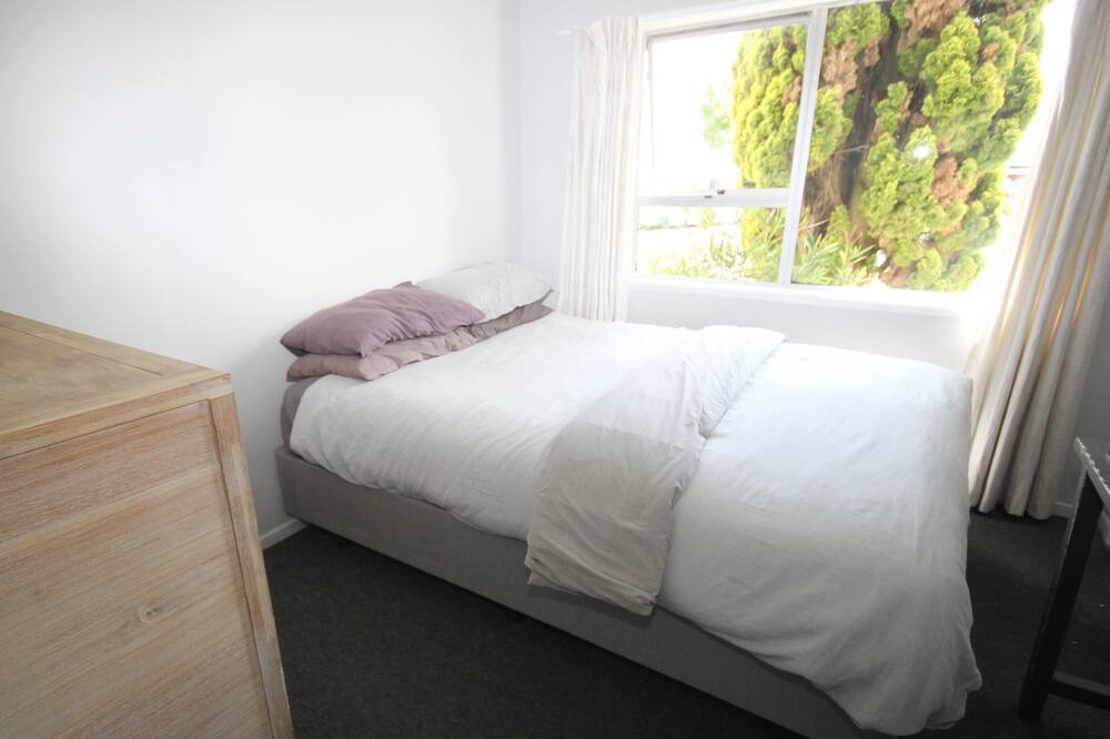 Photo of Bedroom in Hatfields Beach