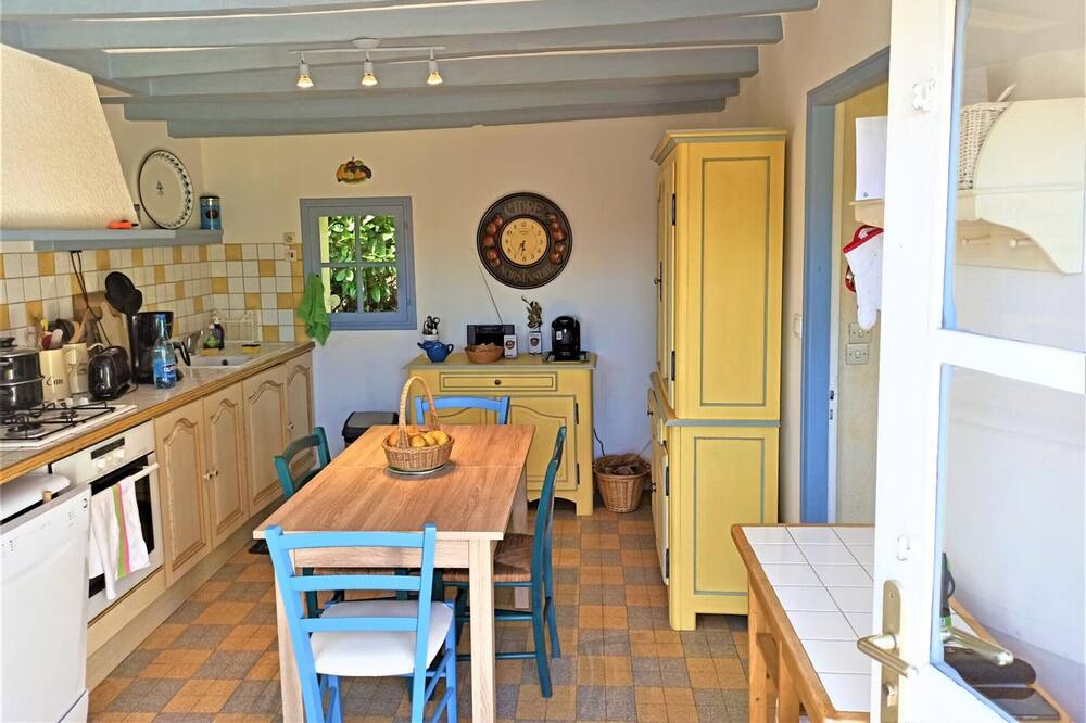 Photo of Kitchen in Thil-Manneville