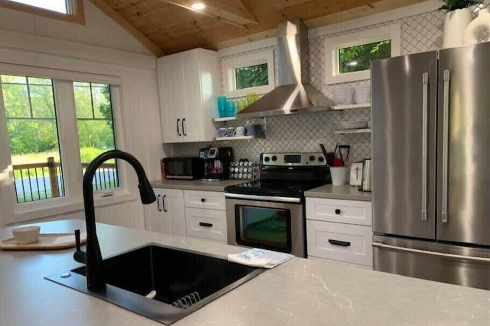 Photo of Kitchen in South Bruce Peninsula