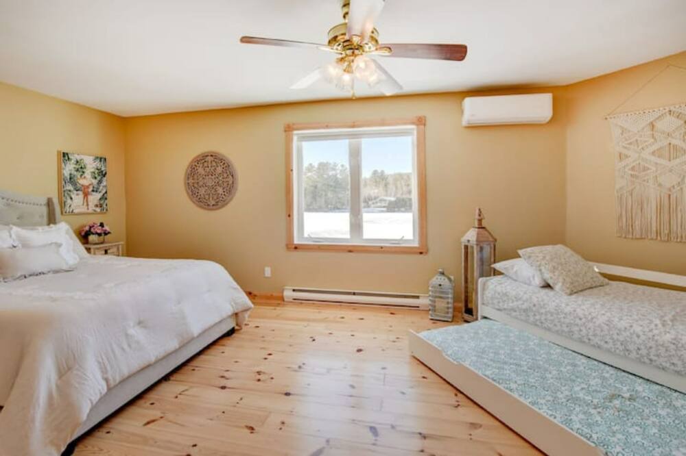 Photo of Bedroom in Chertsey
