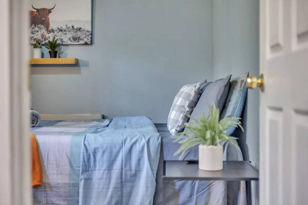 Photo of Bedroom in East Point