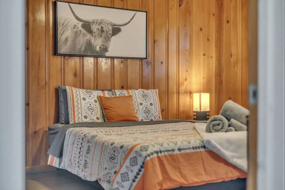 Photo of Bedroom in East Point
