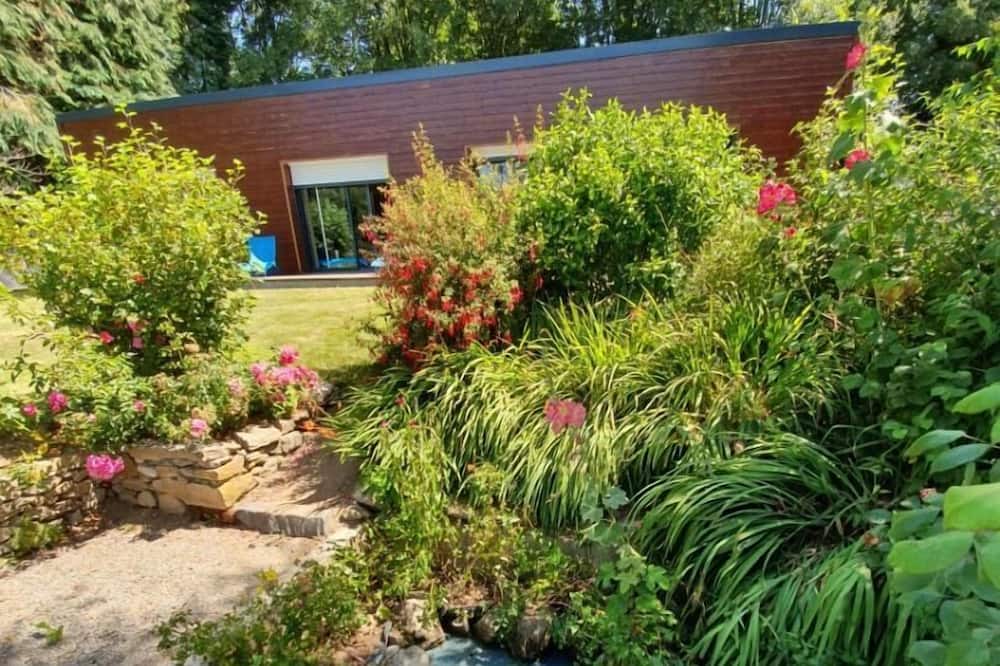 Photo of Others in Plesidy